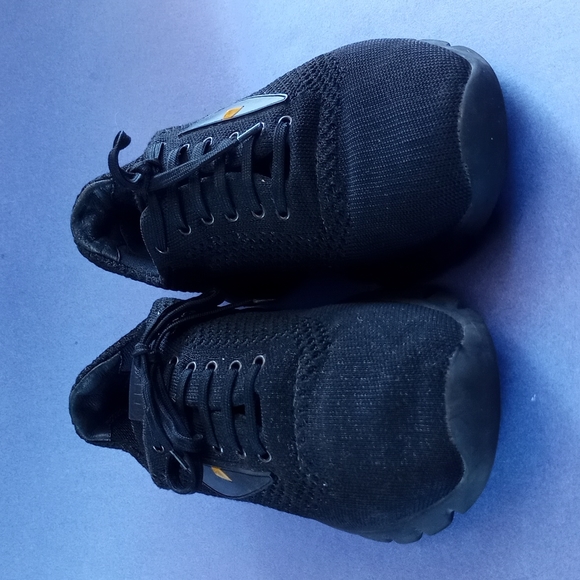 FENDI ROMA Kanye Style Athletic Shoes Black Mesh - Picture 9 of 12